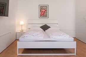 Friendly 3BR shared Apt-WienerStadthalle