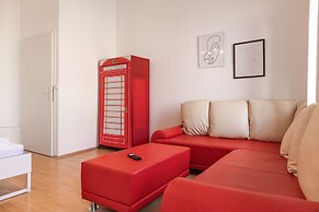 Friendly 3BR shared Apt-WienerStadthalle