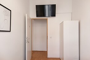 Friendly 3BR shared Apt-WienerStadthalle