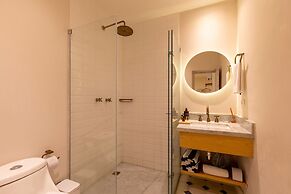 B Haus Hotel Boutique