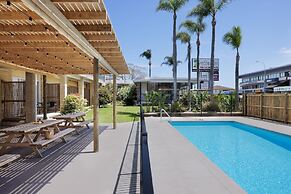 South Pacific Palms Motor Inn