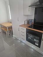 Captivating 2-bed Apartment in Tenby