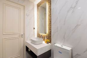 Losso Central - Madison Building D1