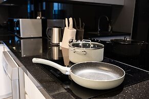 Losso Central - Madison Building D1