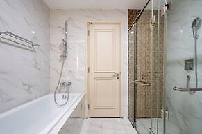 Losso Central - Madison Building D1