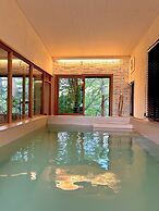 Gongganhoe-eok Private Poolvilla Pension