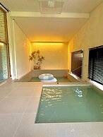 Gongganhoe-eok Private Poolvilla Pension