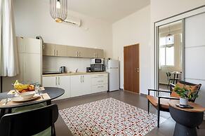 The Printhouse-Boutique Apt by SeaNRent