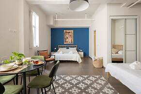 The Printhouse-Boutique Apt by SeaNRent