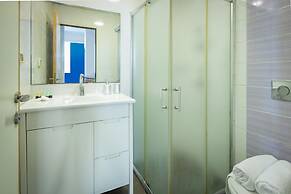 The Printhouse-Boutique Apt by SeaNRent