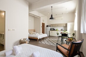 The Printhouse-Boutique Apt by SeaNRent