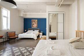 The Printhouse-Boutique Apt by SeaNRent