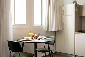 The Printhouse-Boutique Apt by SeaNRent