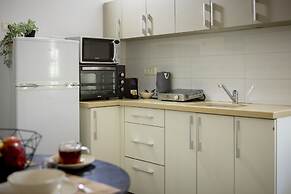 The Printhouse-Boutique Apt by SeaNRent