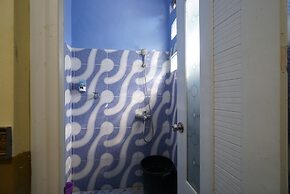 SPOT ON 93620 Anisa Homestay Syariah Near Pantai Gemah Tulungaggung