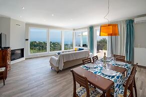 Elisabetta Villa in Paxi