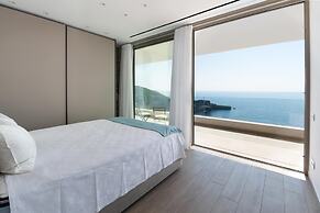 Seawhisper Villa in Paxi