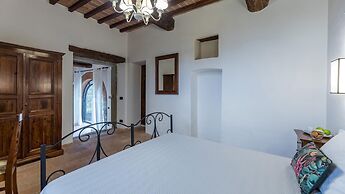 Villa Le Tornaie 14 Emma Villas