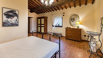 Villa Le Tornaie 14 Emma Villas