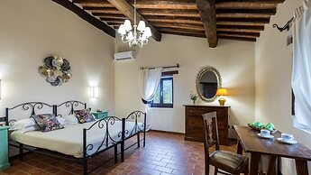 Villa Le Tornaie 14 Emma Villas