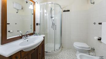 Villa Le Tornaie 14 Emma Villas