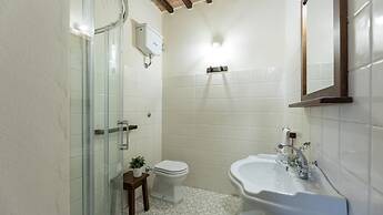 Villa Le Tornaie 14 Emma Villas