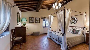 Villa Le Tornaie 14 Emma Villas