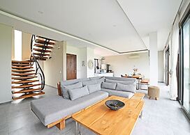 Villa Emilia Seminyak by Nagisa Bali