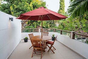 Villa Orange - 900m from Beach