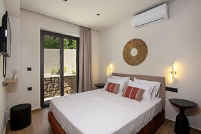 Armour Eclectic Villa