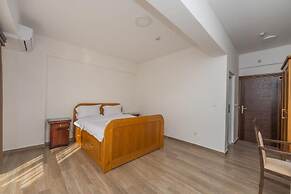 Pharos Hotel