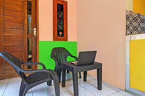 SPOT ON 93622 Wisma Dua Putra Syariah