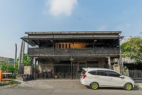 OYO 93625 Uno Homestay Syariah