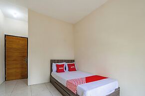 OYO 93625 Uno Homestay Syariah