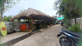 OYO 93626 Hi Homestay & Group