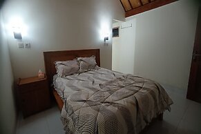OYO 93627 Avocado Homestay