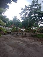 OYO 93627 Avocado Homestay