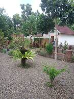OYO 93627 Avocado Homestay