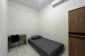 SPOT ON 93624 Damai 3 Guest House Syariah