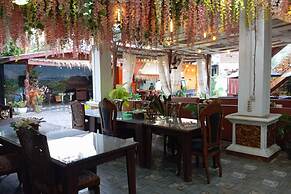 OYO 93631 Eltsania Exclusive Homestay Syariah