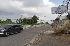 OYO 93631 Eltsania Exclusive Homestay Syariah