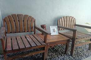 OYO 93638 Lotus Guest House