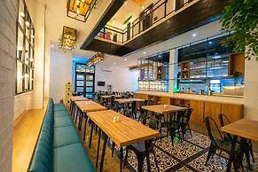 Nunia Tamansari Hotel