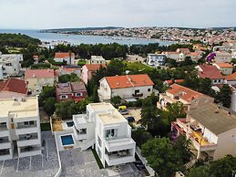 Pool apartments Banta A