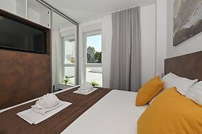 Pool apartments Banta A