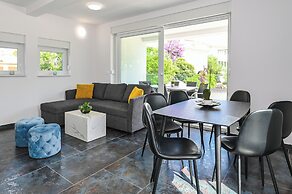 Pool apartments Banta A