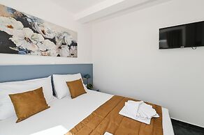 Pool apartments Banta A