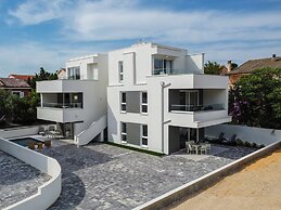 Pool apartments Banta A