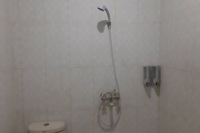 OYO 93642 Penginapan Al-asharNearWarung Acil Ubai