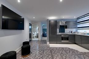 Temple Court Cavern Quarter Apartments